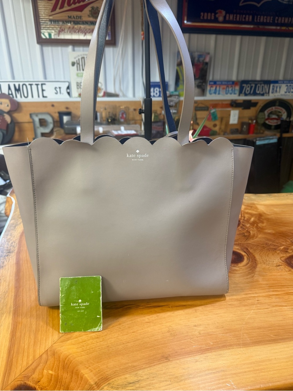 kate spade scalloped tote in light gray